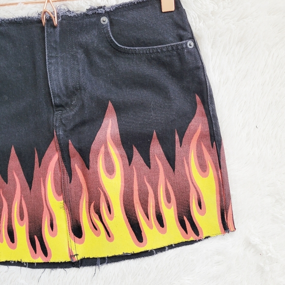 Carmar Flames Black‎ Denim Mini Skirt - Picture 2 of 6